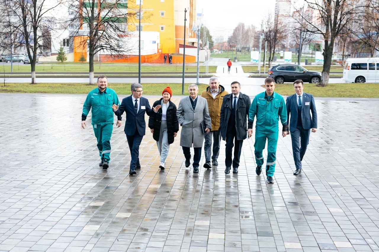 НХТИ посетил уважаемый гость — Рифкат Нургалиевич Минниханов, Президент Академии наук Республики Татарстан