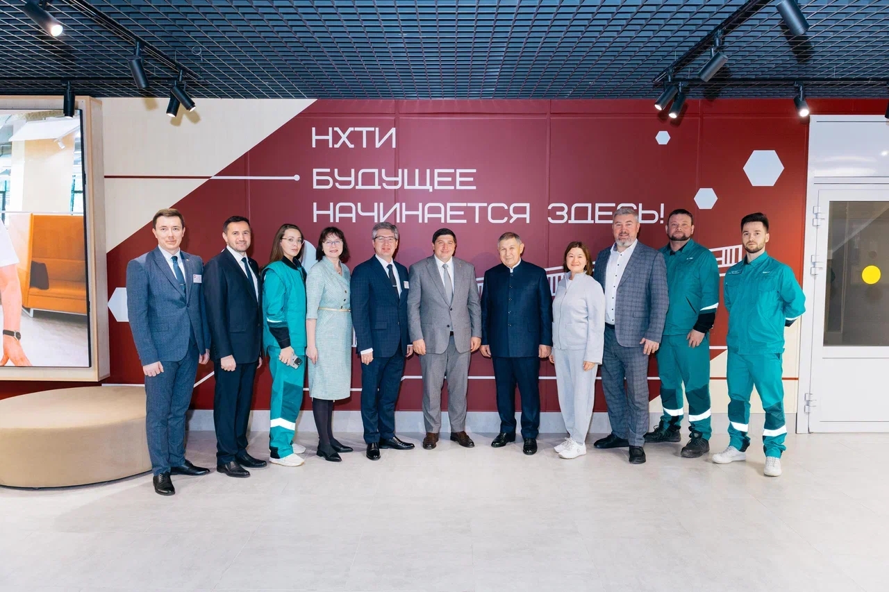 НХТИ посетил уважаемый гость — Рифкат Нургалиевич Минниханов, Президент Академии наук Республики Татарстан