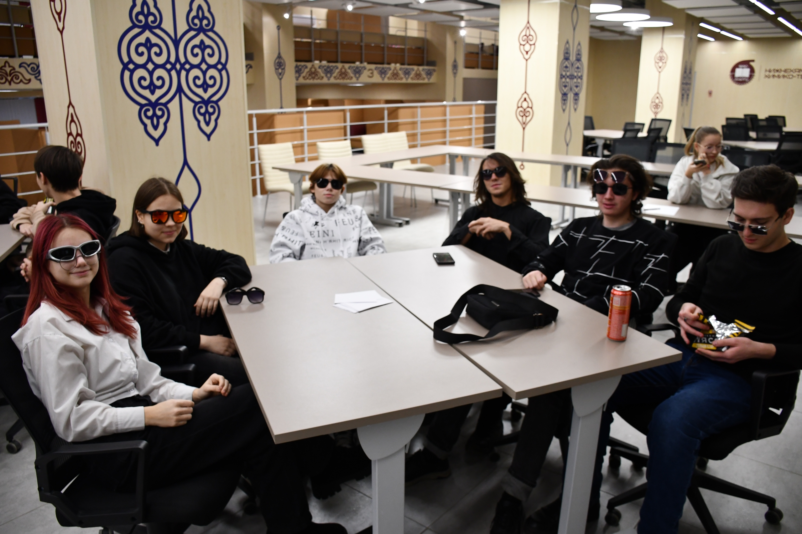 В НХТИ прошла увлекательная квиз-игра «Головоломка!»