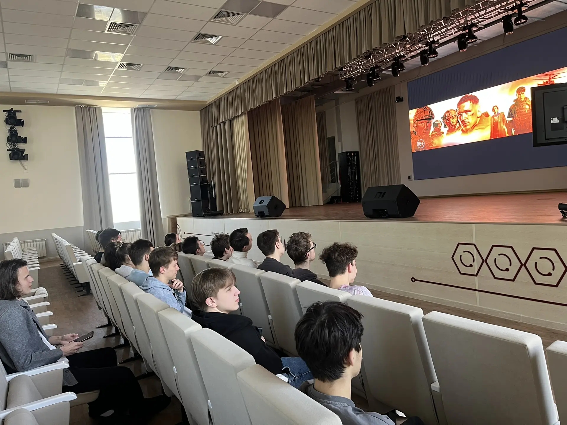 На большие экраны вышел художественный фильм «Малыш».