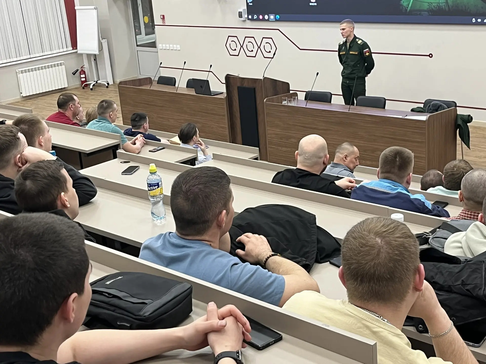 Встреча с представителями военного комиссариата: патриотизм, служба и современные технологии